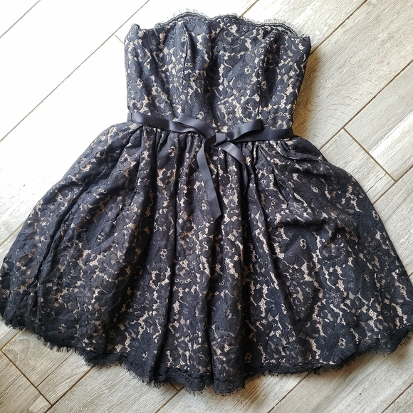 NWT Party Cocktail Dress Neiman Marcus - Picture 2 of 8